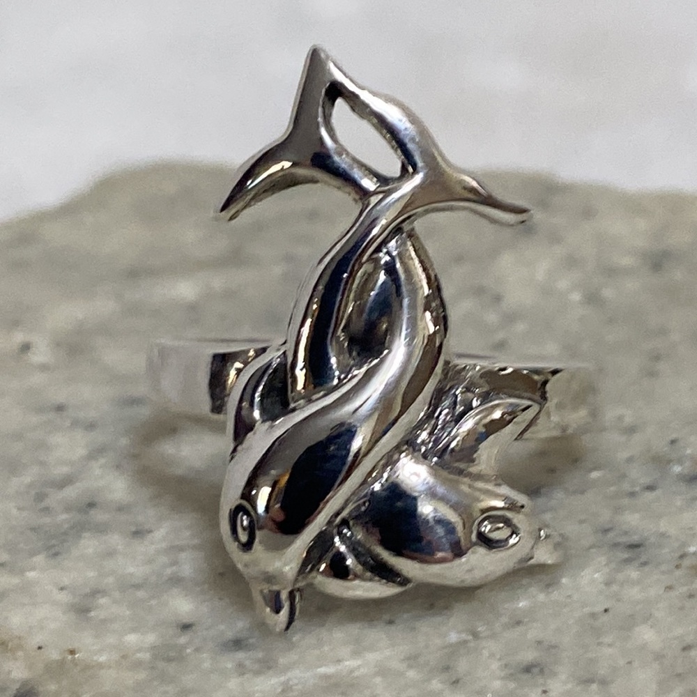 *SOLD*🆕Sterling Silver Dolphin Ring - Picture 1 of 11